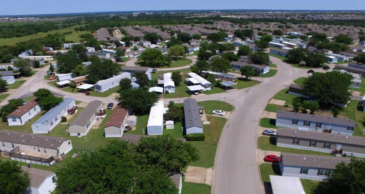 Community of mobile homes