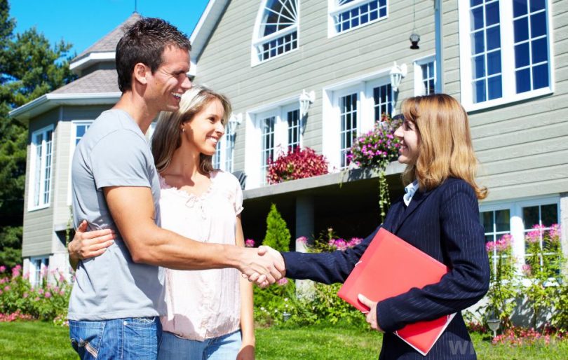 Couple gets loan application approved