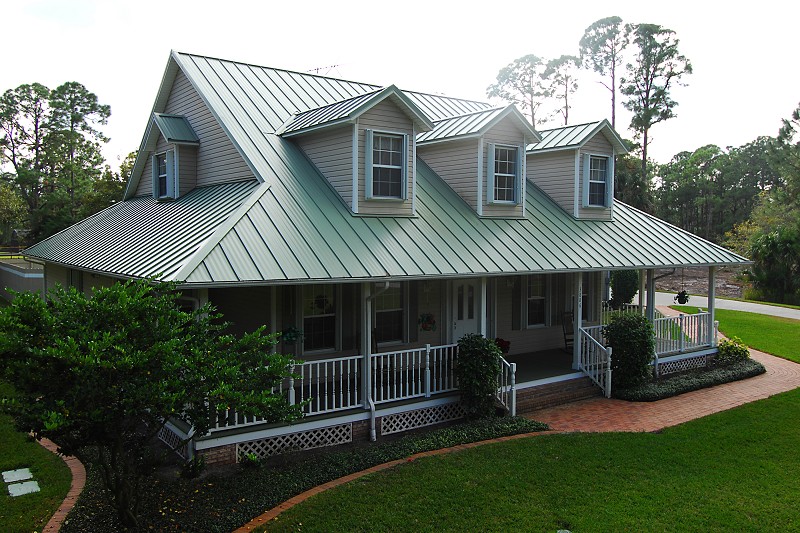 Metal roof on modular home