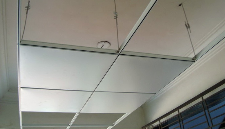 Replacing ceiling tiles