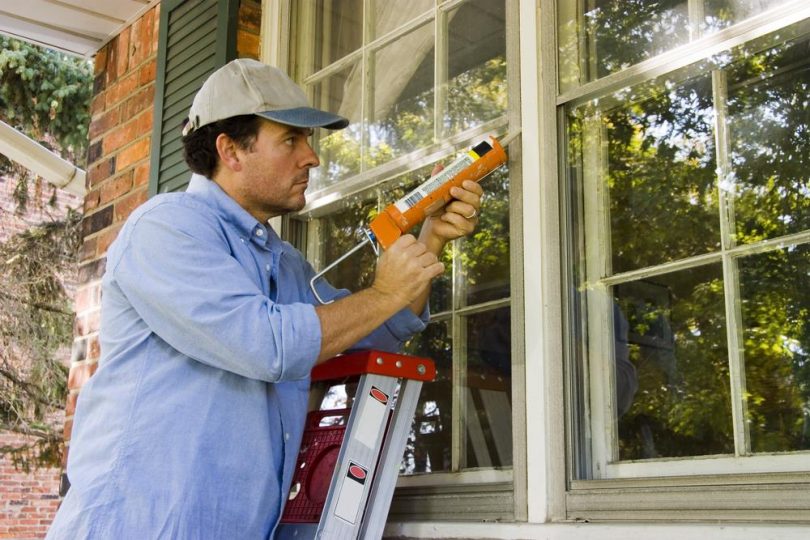 Sealing windows to maintain heat