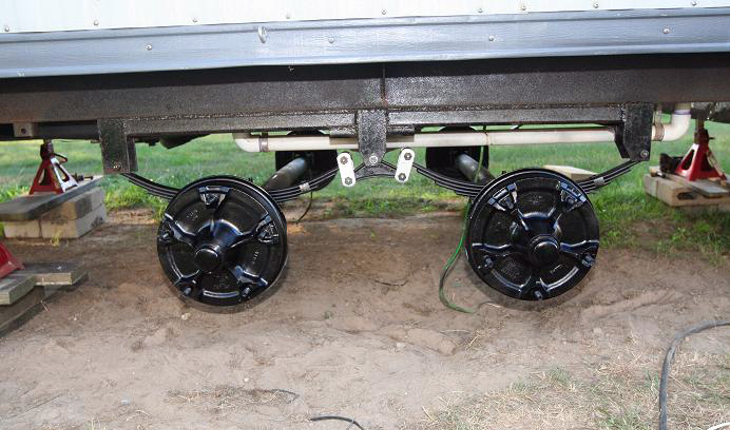 Spring axles for mobile home