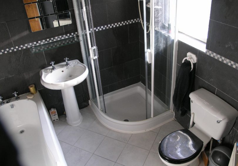 Modern small bathroom