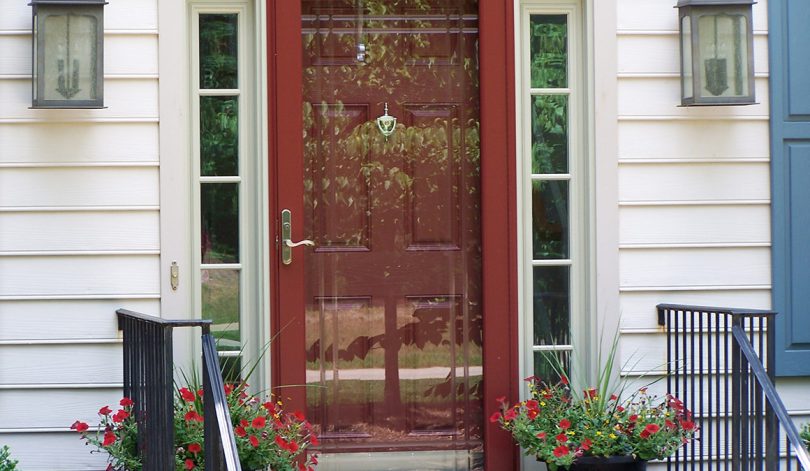 Standard storm door design