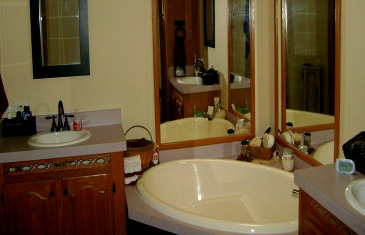 mobile home bathroom