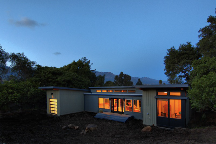 Prefab home by Stillwater Dwellings