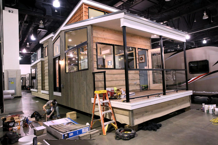 Constructing prefabricated house