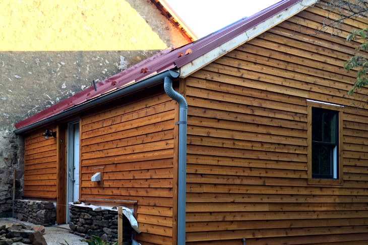 Modular home with cedar siding