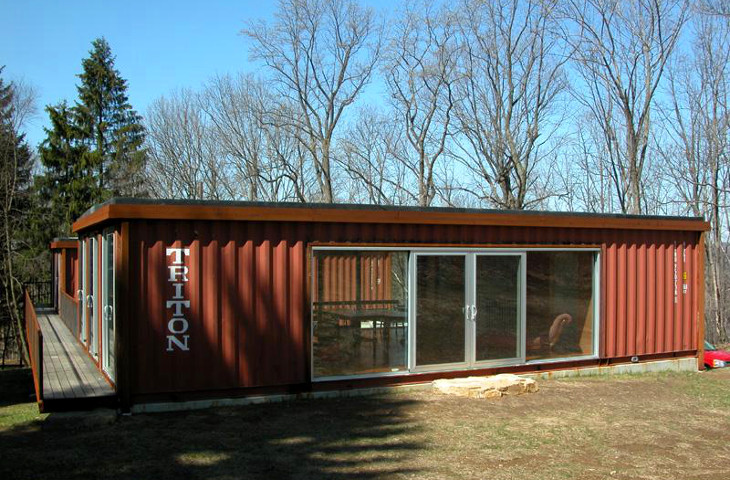 Simple shipping container home