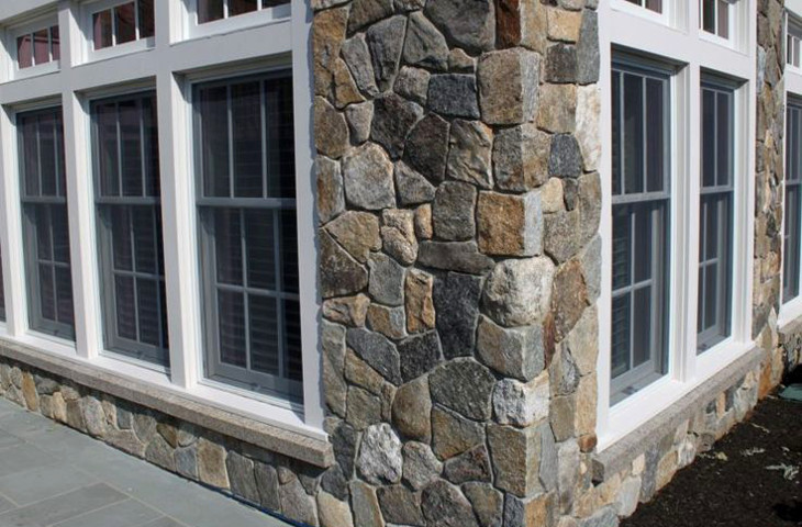 Stone veneer siding