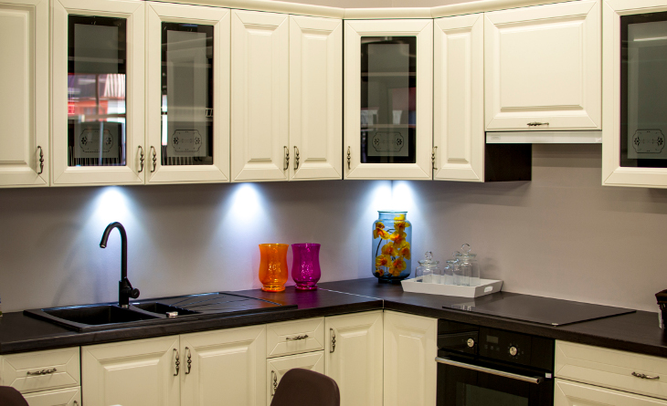 All-white kitchen cabinets