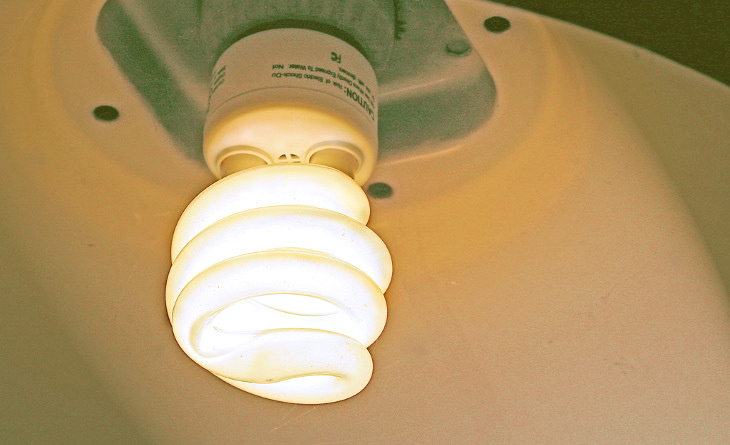 Energy-saving lightbulb