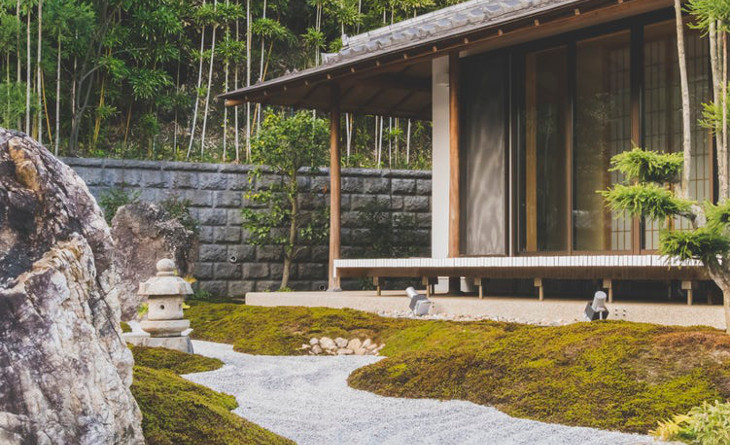 Japanese-inspired yard