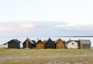 Modular log cabin homes