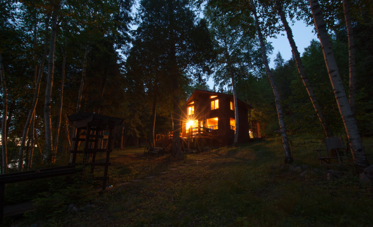 Two-storey log home