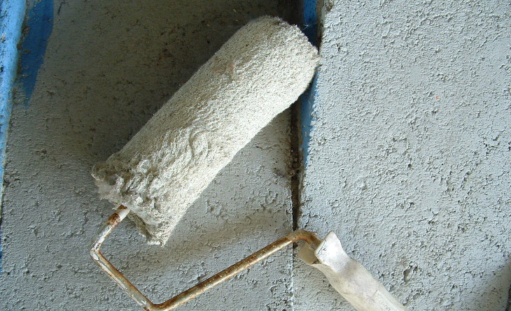 Used paint roller